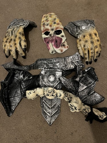 Predator halloween costume - predator,