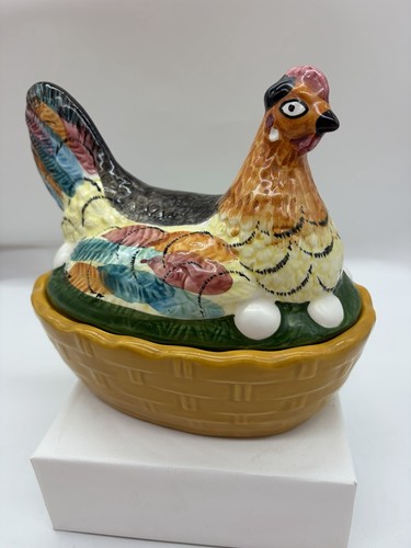 Vintage handpainted hen on - ,