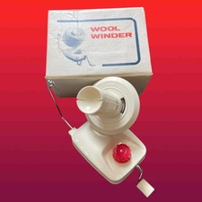 Wool Yarn Ball Winder winds up