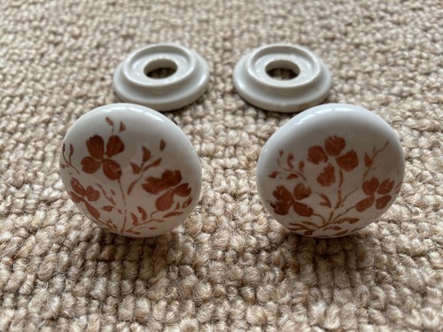 Ceramic small door knobs - small,