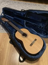 Yamaha C30 M Guitar + padded
