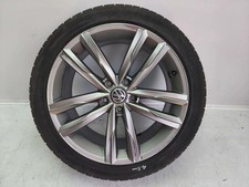 VW Passat R18 Alloy Wheel With
