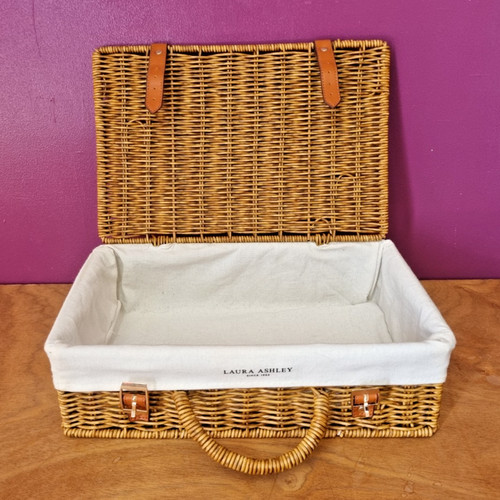 Laura ashley wicker picnic - ashley,