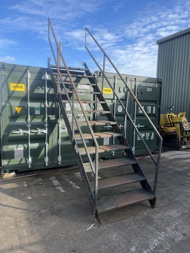Metal stairs container - metal,