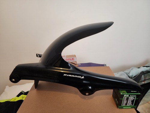 Pyramid rear hugger - pyramid,