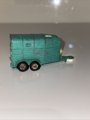 Authentic husky green - husky,