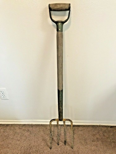 Vintage prong hay pitch - vintage,