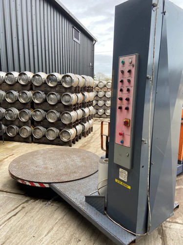 Semi automatic pallet - semi, wrapper