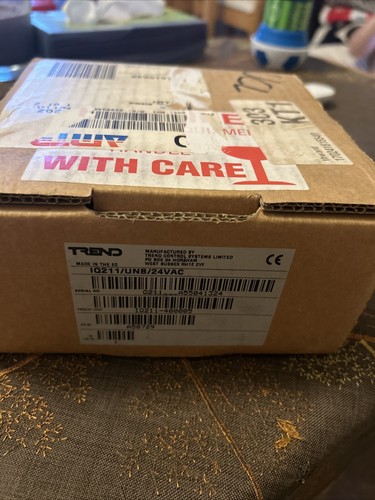 Trend iq211 unb 24vac - iq211/unb/24vac, /