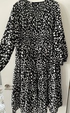 black and white dress size 20, Used as Maternity Dress and in great condition
