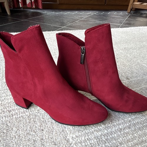Tamaris red faux suede ankle - red,