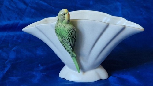 Art deco falcon ware green - art,