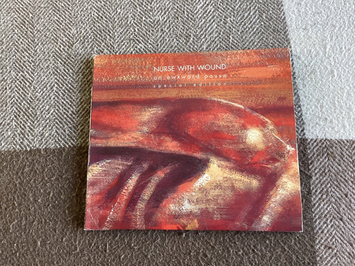 Nurse with wound - wound, awkward