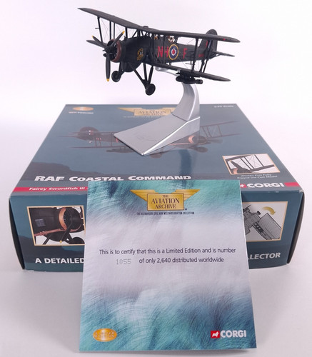 Corgi aviation archive aa36304 - corgi,