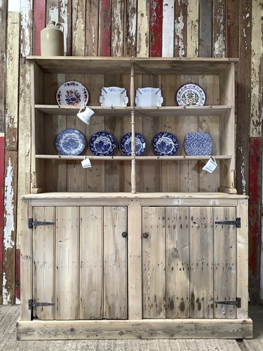 Rustic old country pine welsh - country,