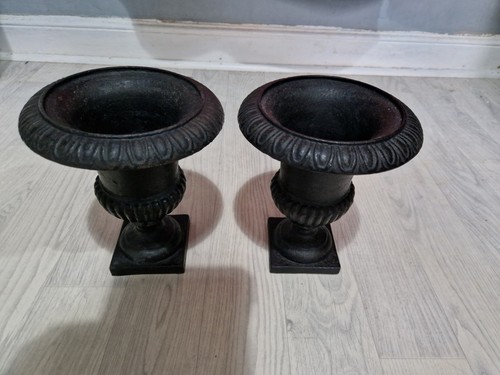 Pair vintage cast - of,
