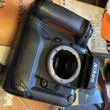 Nikon F5 35mm SLR Camera Body