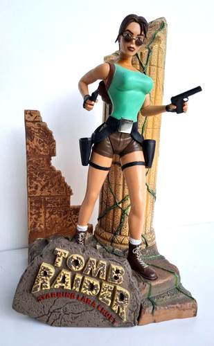 Playmates neca tomb raider - neca,