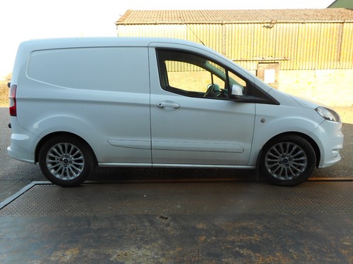Ford transit courier - ford,