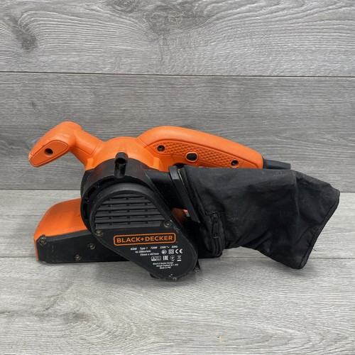 Black decker belt sander - &,
