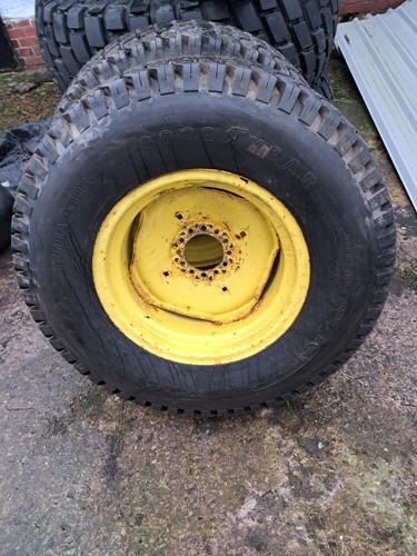 John deere compact tractor - john,