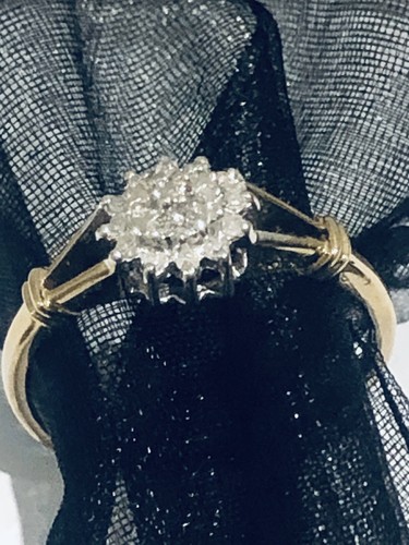 9ct gold diamond cluster - , ring