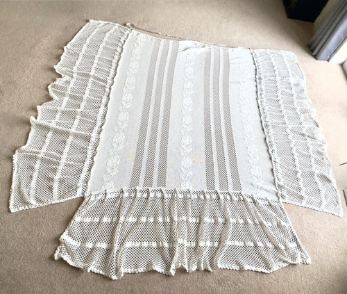 White cotton crocheted vintage - white,