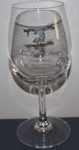 The black stump wine casella - black,