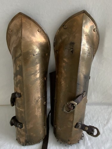Medieval brass tone leg armor - brass,