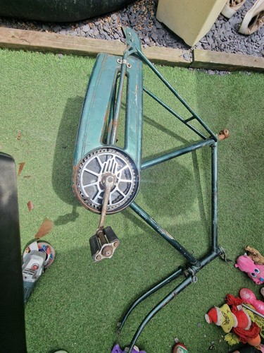Vintage raleigh bicycle - bicycle, frame