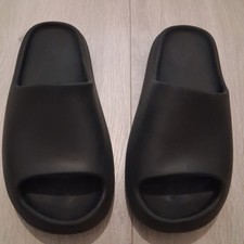 ADIDAS YZY Style SLIDE Sandals