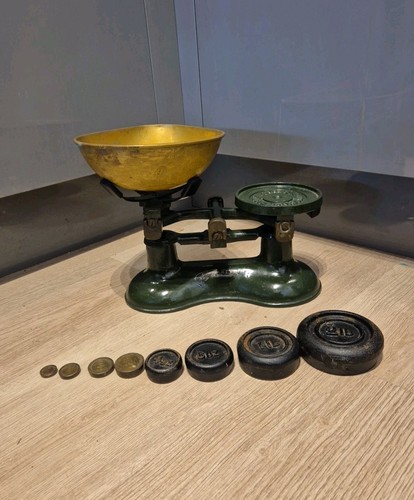Vintage scales frederick - scales, hill