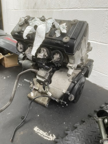 Suzuki gsxr 600 engine - gsxr,