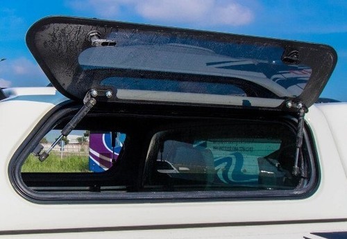 Gullwing opening window - opening, pair