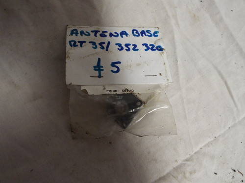 Clansman radio antenna base - clansman,