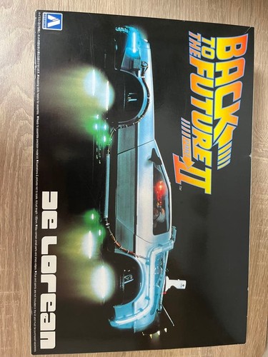 Aoshima delorean dmc part - delorean,