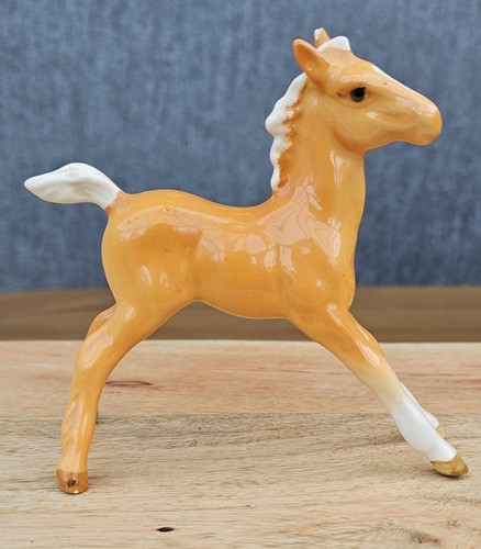 Beswick horse foal stretched - beswick,