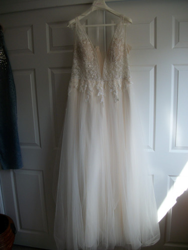 Brand new wedding dress - dress, by