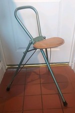Vintage Hill-Rest-Seat