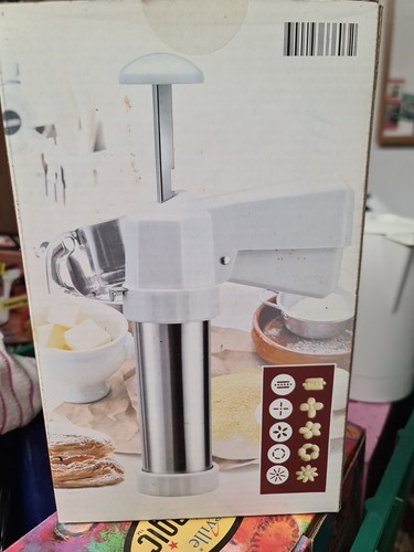 Biscuit maker shaper cake - biscuit,