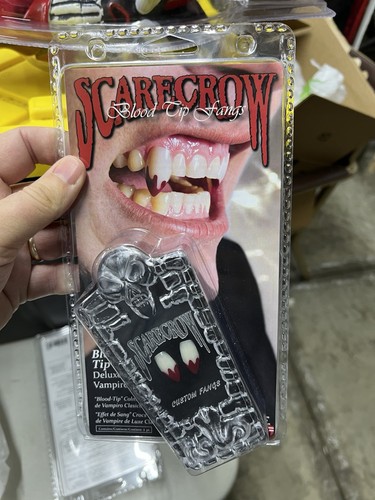 Scarecrow blood tips - scarecrow,