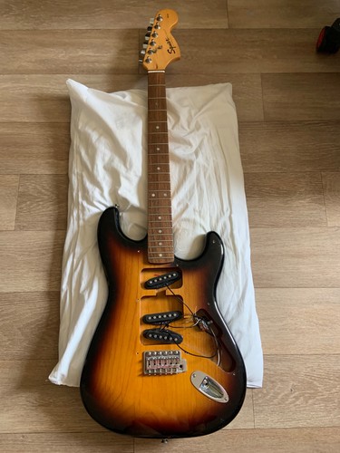 2010 fender squier - fender, big