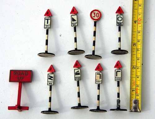 Vintage dinky road signs - dinky,