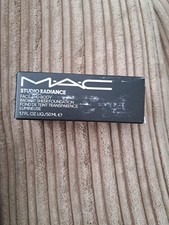 MAC Studio Face and Body Radiant Sheer Foundation 50ml C9