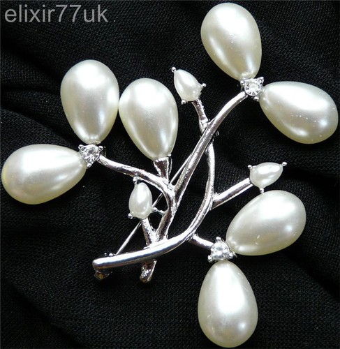 Large silver rhinestone - large,
