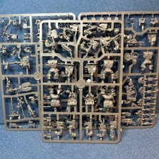 Ork Nobz. Orks. Warhammer 40k