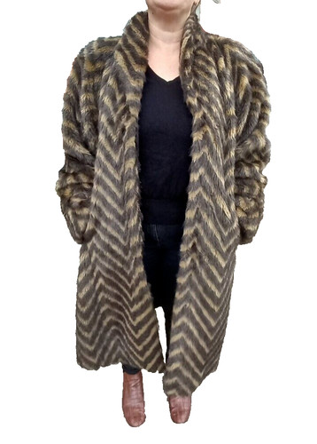 Offer faux fur coat - faux,