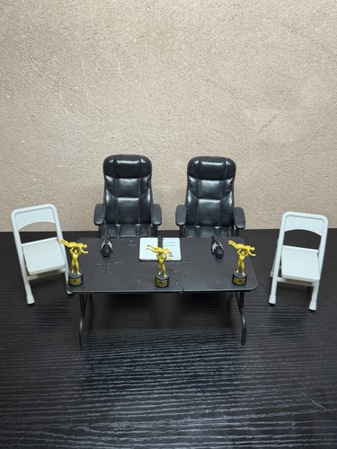 Wwe accessories bundle table - wwe,