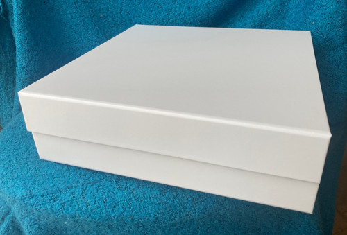 Magnetic gift boxes 300mm - 12,
