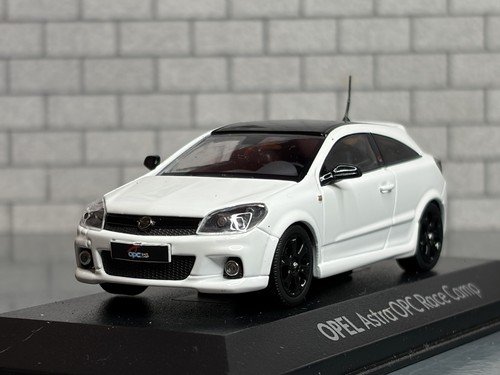 Boxed 43 minichamps opel - 1:43,